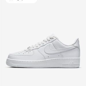 Men’s White Nike Air Force 1 Sneakers sz 8